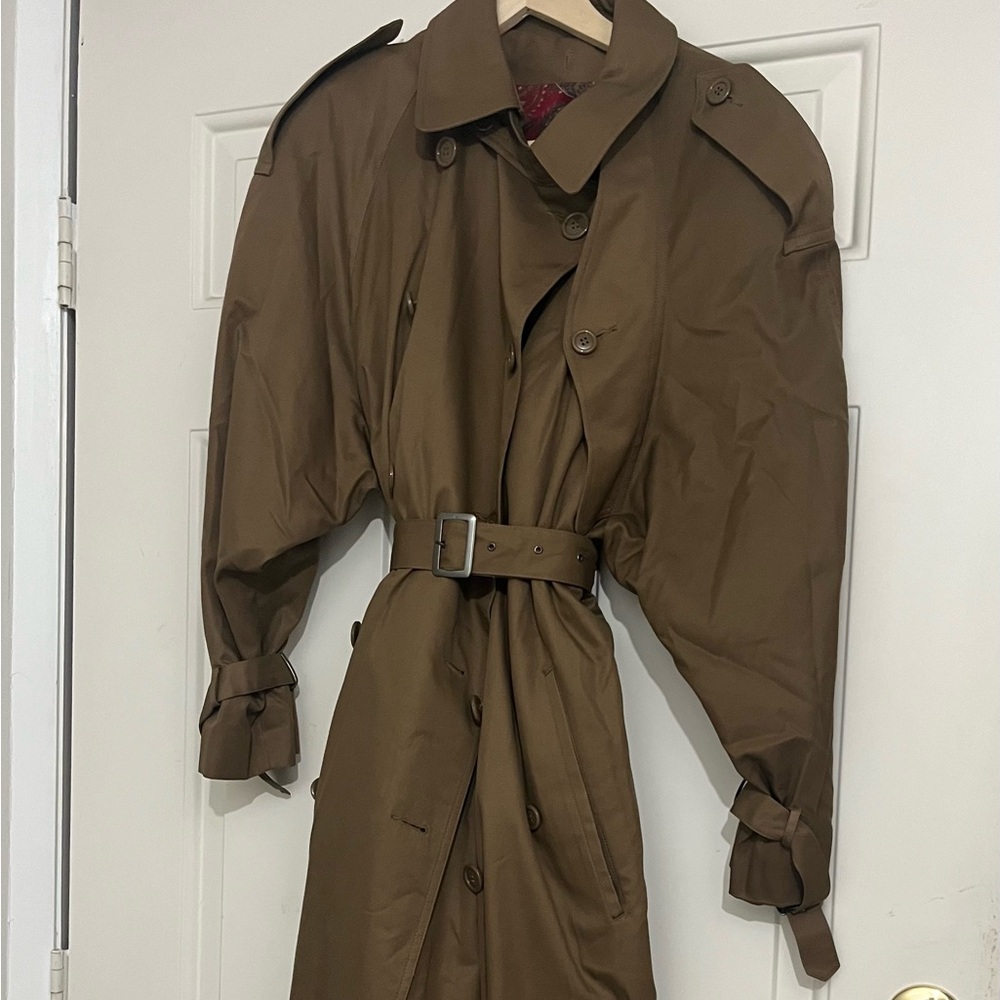 Women’s long brown vintage 90s trench coat